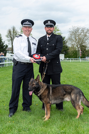 PC Peter Gargan and PD Dale (Police Scotland) being presented wi